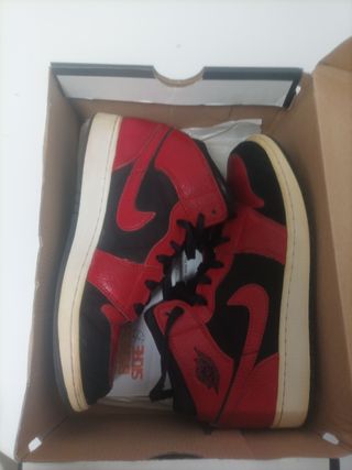 Zapatillas Nike Air Jordan Rojas y Negras