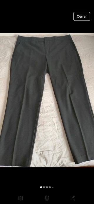Pantalón de vestir Zara negro tobillero