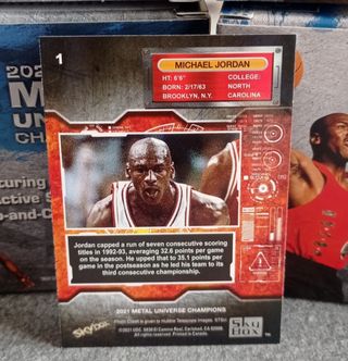 Carta MICHAEL JORDAN Skybox Metal Universe