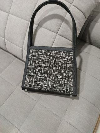 Bolso de fiesta negro y plateado
