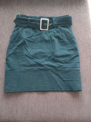 Falda verde piel melocotón Talla 38