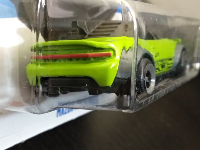 Hot Wheels Mazda MX-5 Miata