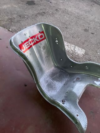 Asiento de Kart Jecko 
talla B3
algún desperfecto 