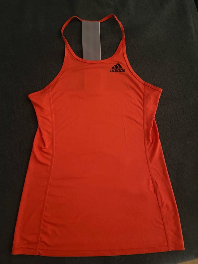Camiseta deportiva Adidas naranja