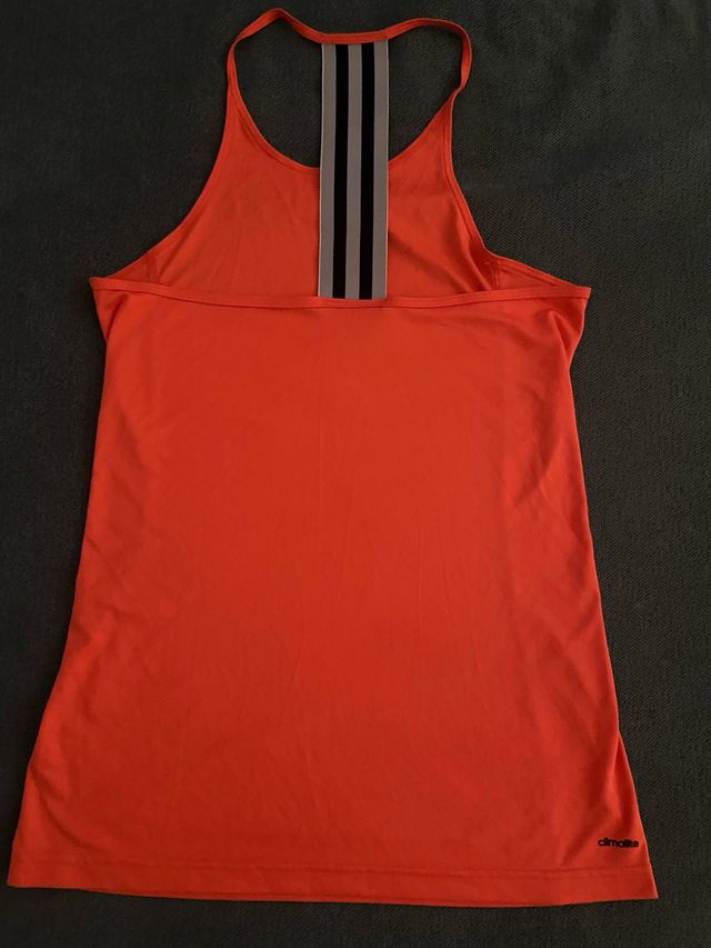 Camiseta deportiva Adidas naranja