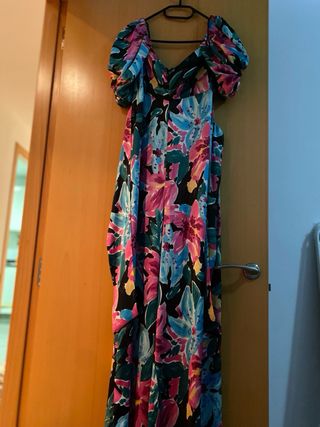 Mono de fiesta estampado floral