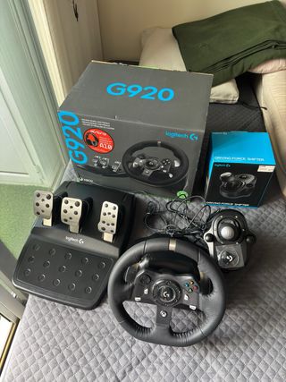 Logitech G920 Volante + Pedales + Palanca