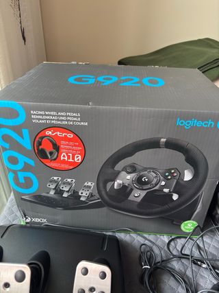 Logitech G920 Volante + Pedales + Palanca