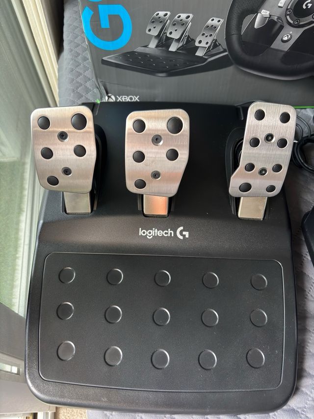 Logitech G920 Volante + Pedales + Palanca