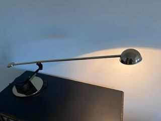 Lámpara de escritorio Fase Metal Dorada