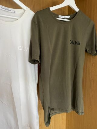 2 Camisetas Calvin Klein Talla XL