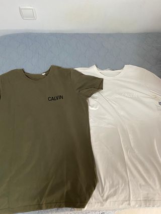 2 Camisetas Calvin Klein Talla XL