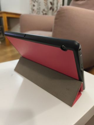 Tablet Huawei sin uso. Incluye funda rosa.