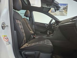 Volkswagen Golf 7.5 GTI