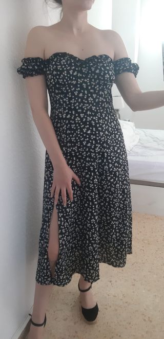 Vestido largo midi. Nuevo sin estrenar. Color negr