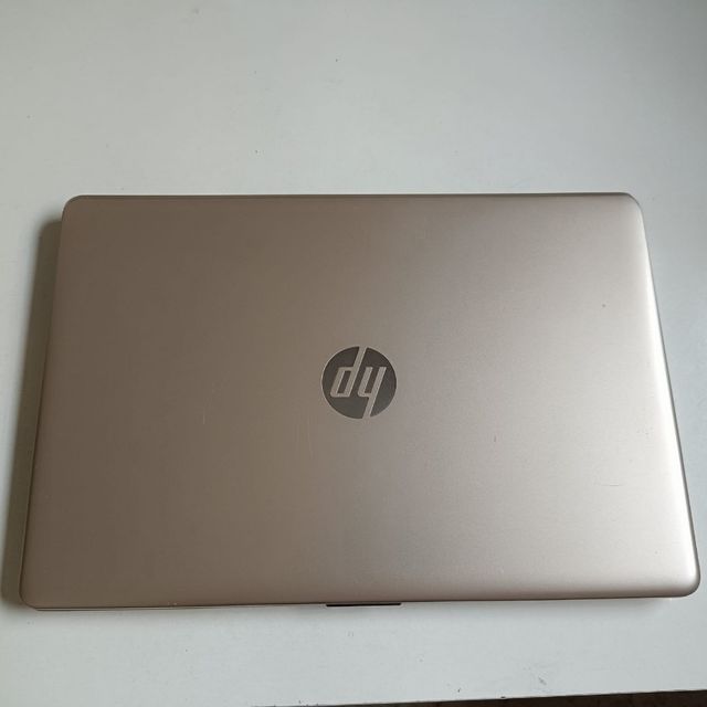 Portátil HP 15-bs028ns i7 1TB y 12GB.