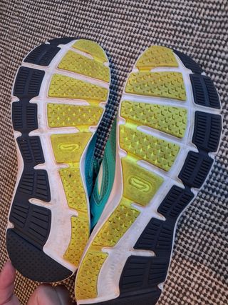 REBAJADAS! Zapatillas deportivas unisex talla 41,