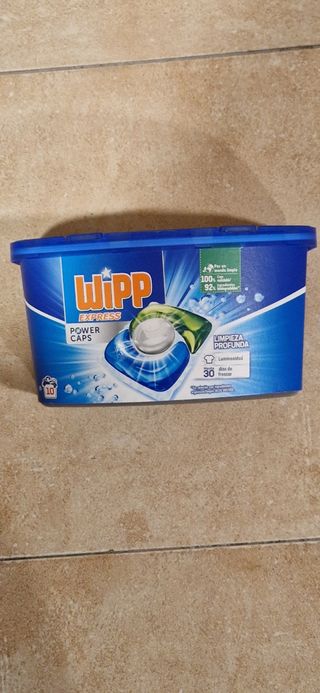 4 Cajas Detergente Wipp Express Power Caps (40uds)