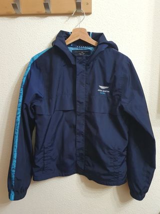 Chubasquero Hackett Aston Martin  Talla 15/16