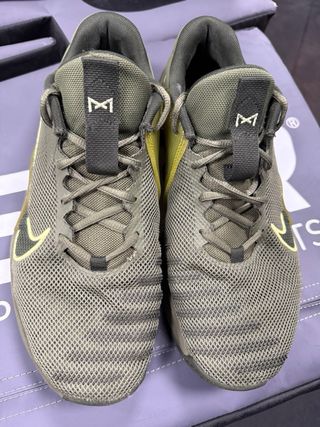 Nike Metcon 9 Verde Oliva