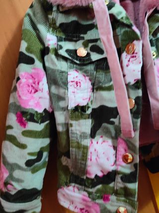Giubbottino bimba fantasia floreale camouflage