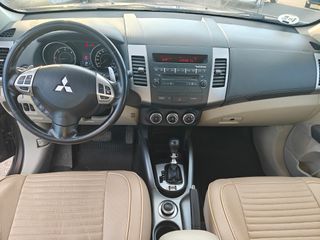 Mitsubishi Outlander 2012 Un propietario, 7 plazas