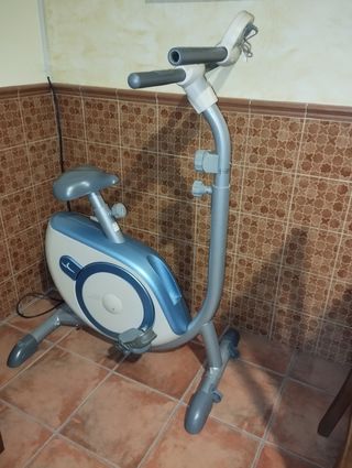 Bicicleta Estática Domyos (Decathlon)