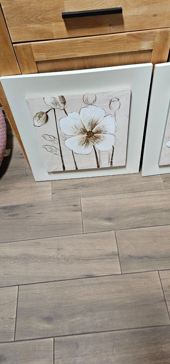 Juego 3 cuadros flores beige y marrón