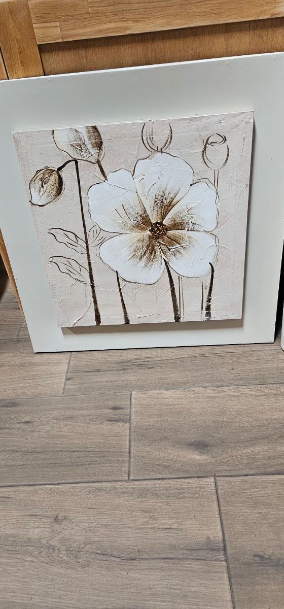 Juego 3 cuadros flores beige y marrón