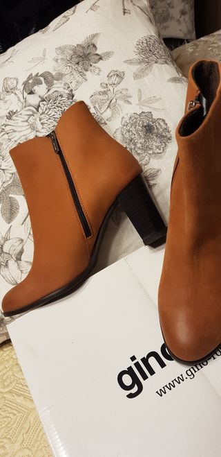 Botines tacon Gino Rossi marrones