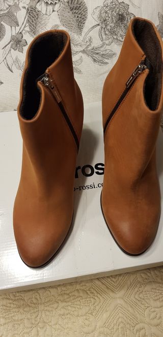 Botines tacon Gino Rossi marrones
