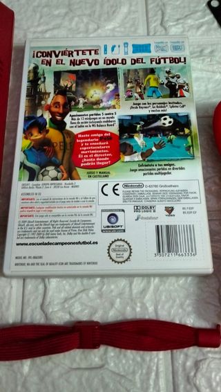 Consola Wii Mini Roja + Juego + extras