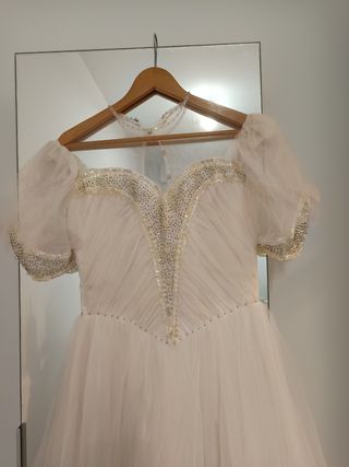 Vestido tul rosado y lentejuelas 