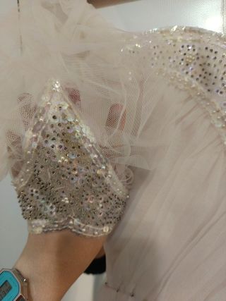 Vestido tul rosado y lentejuelas 