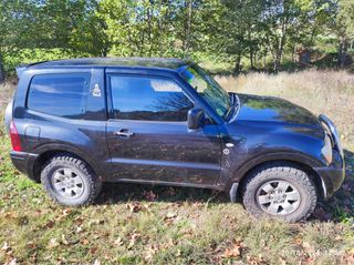 Mitsubishi Montero 2006