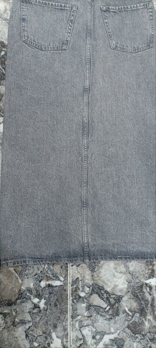 Falda vaquera gris midi. XS. Nueva con etiquetas