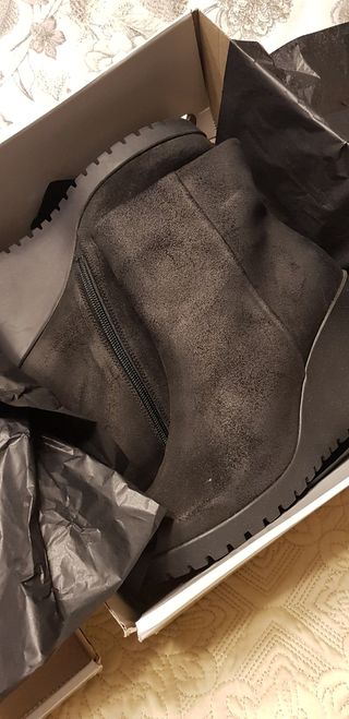 Botines de cuña negros Gino Rossi