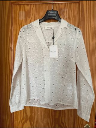 Camisa Indi & Cold blanca bordada Talla XS