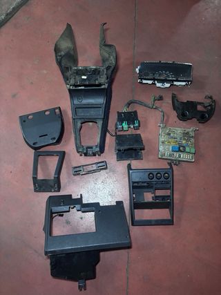 Despiece Plásticos Peugeot 205