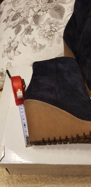 Botines cuña azul marino Gino Rossi