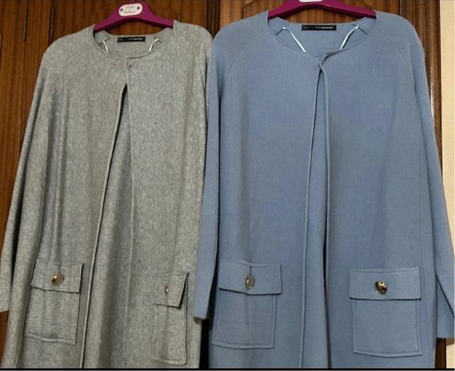 Lote 2 abrigos punto gris y azul