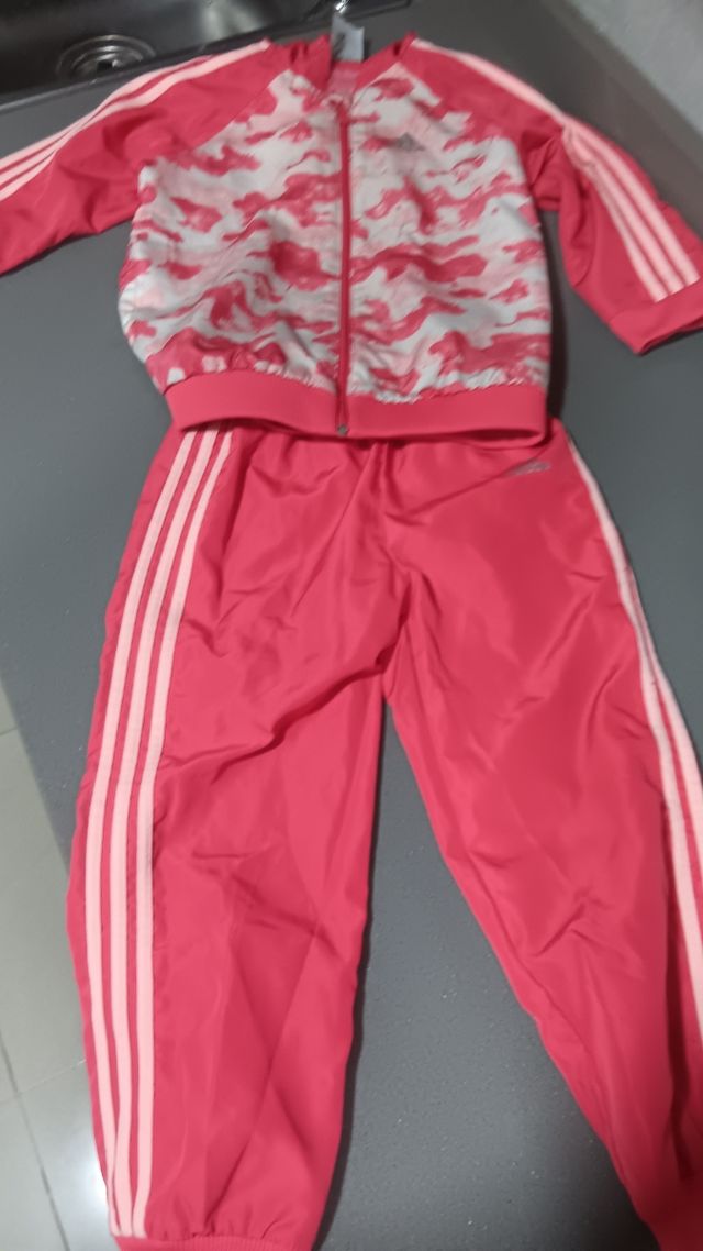 Chándal Adidas Niña Rosa y Blanco talla 3