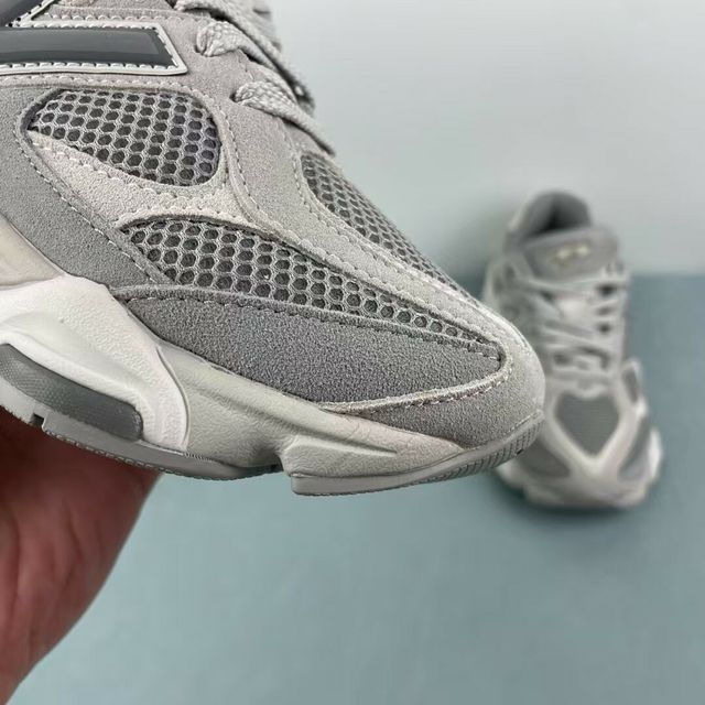 New Balance 9060 Gris/Blanco