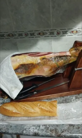 CORTADOR DE JAMÓN