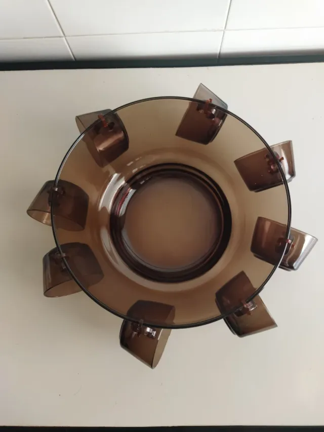 Ponchera Vintage con Cazo y Tazas