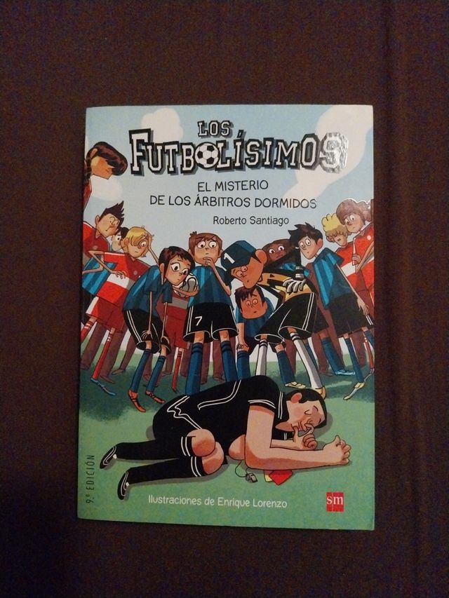 Los Futbolísimos 1: El misterio de los árbitros...