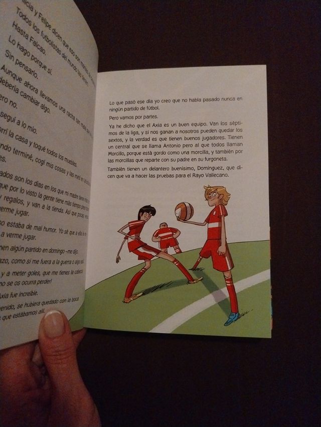 Los Futbolísimos 1: El misterio de los árbitros...