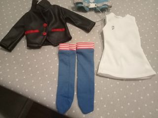 Ropa Muñeca Nancy: Chaqueta, Vestido y Calcetas