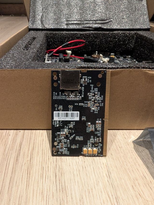 Placa Turing Pi 2 y módulos RK1