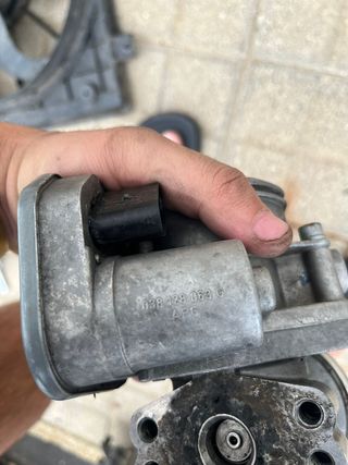 Válvula EGR VW Passat B6 2.0 TDI